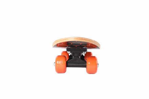 LAMBORGHINI MINI SKATEBOARD--لامبورجيني لوح تزلج صغير برتقالي