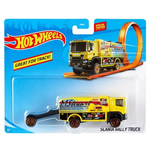 Hot Wheels  Track Trucks, Racing Rig with 1 Hot Wheels  1:64 Scale Car, Works on Track--شاحنات مسار هوت ويلز، منصة سباق مع 1 سيارة هوت ويلز بمقياس 1:64، تعمل على المسار الصحيح،