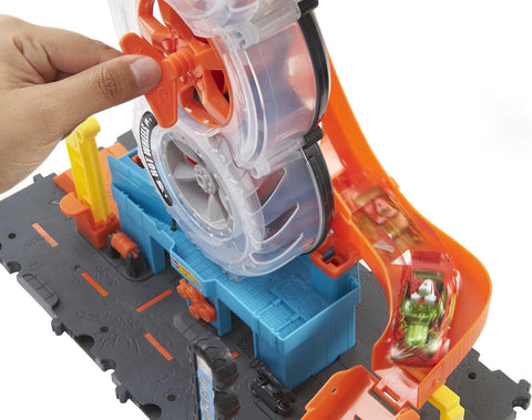 Hot Wheels  City Super Twist Tire Shop  Playset, Spin The Key To Make Cars Travel Through The Tires, Includes 1 Hot Wheels  Car, Gift For Kids 4 To 8 Years Old--ماتييل هوت ويلز سيتي سوبر تويست تاير شوب