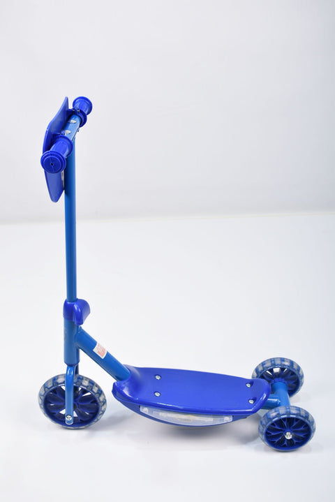 AMLA- Three wheel scooter blue color--املا - اسكوتر ثلاث عجل ازرق